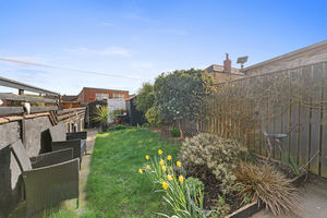 Photo 21- click for photo gallery